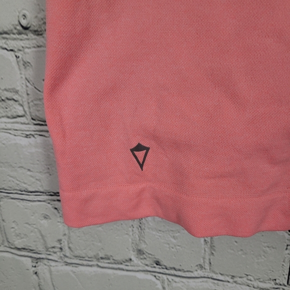 IVIVVA | sleeveless crewneck stretch athletic top - Picture 3 of 7